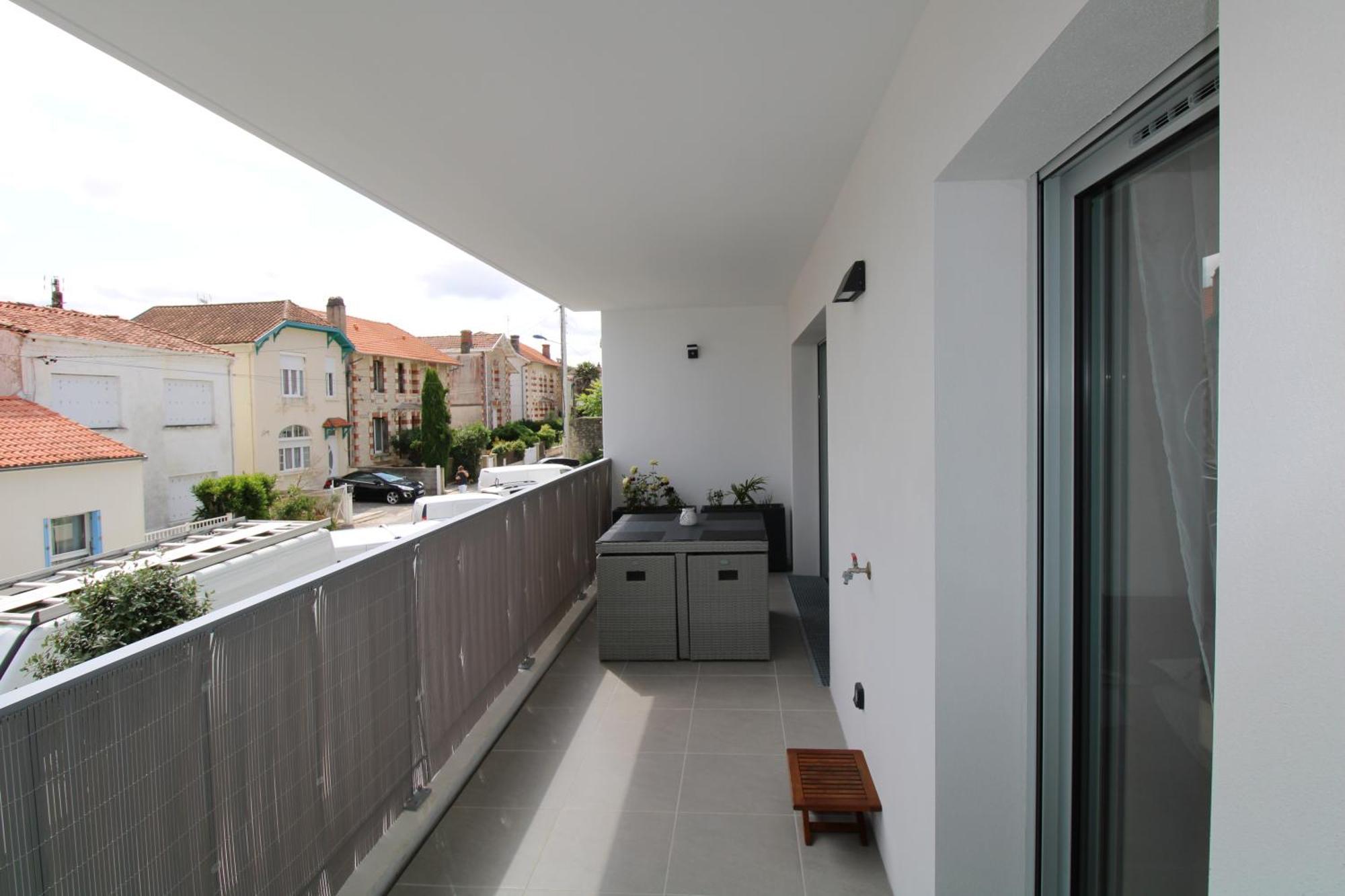 T3 * Royan