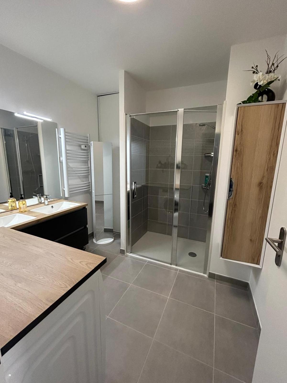 T3 Apartment *
